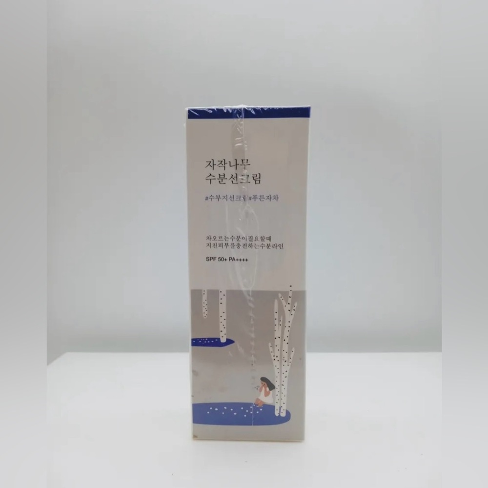 ROUND LAB Birch Juice Moisturizing Sun Cream 50ml PA++++ ‼️sealed package‼️.